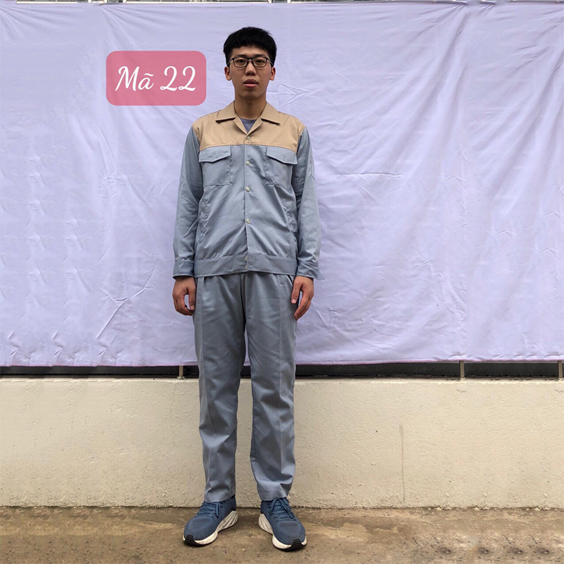 M 22